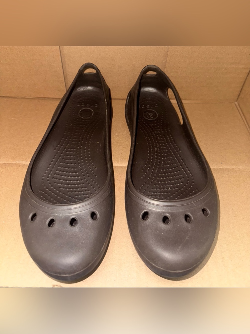 CROCS KADEE WOMENS BALLERINA FLATS Sz 8 SLIP ON WATERPROOF SHOES